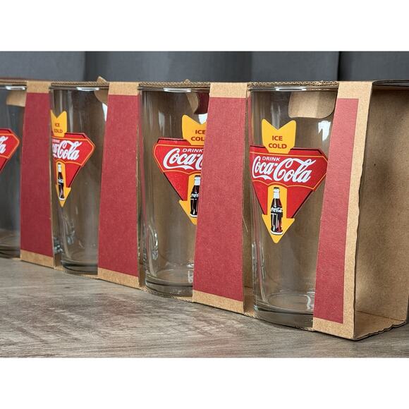 Coca Cola Brand 20 Oz Glass Set 4 Glasses New in Box -Excellent-S24 - Picture 1 of 7